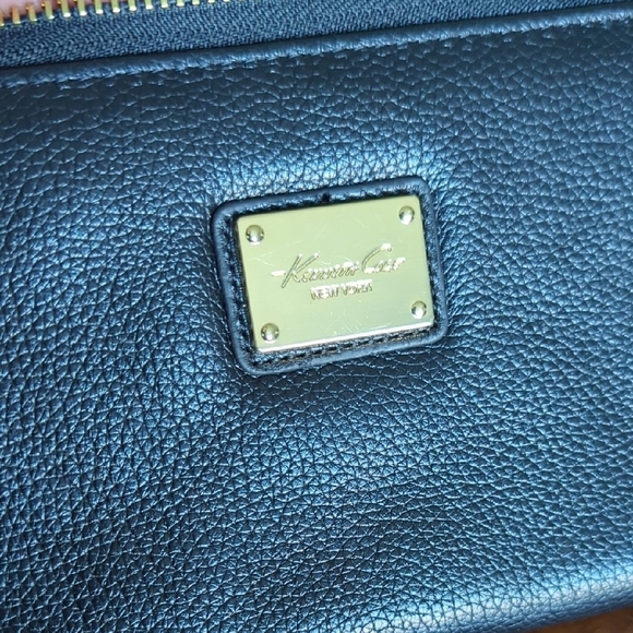 Black Leather Wallet - Picture 3 of 4